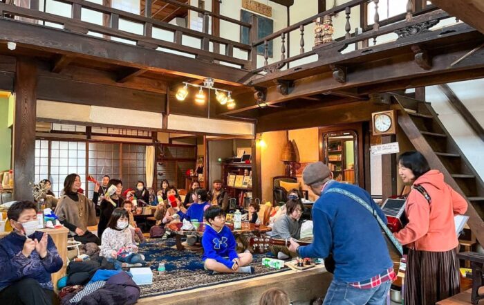 一般社団法人mixjam（こどもの居場所＆コワーキング`いろり`）